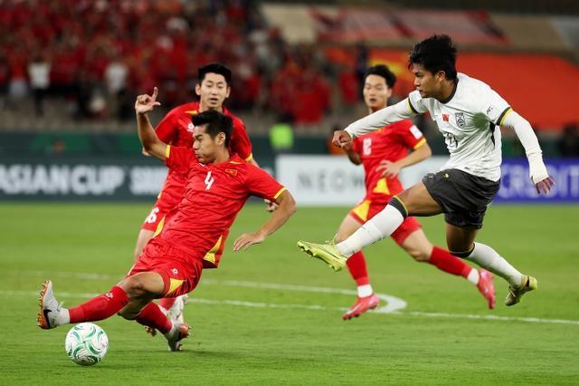 开云体育-U17国足将在5月迎亚洲杯 国足剑指冠军 我们年轻一代很有希望